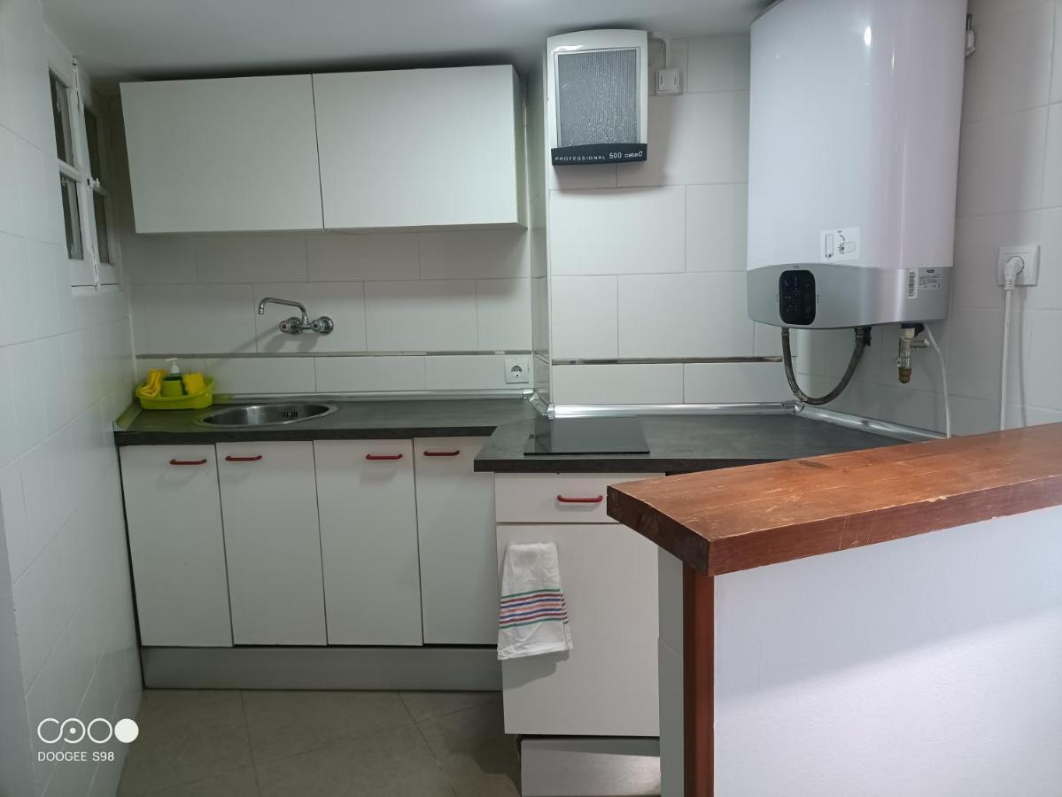 Vut Dalia Apartment อาบีลา ภายนอก รูปภาพ