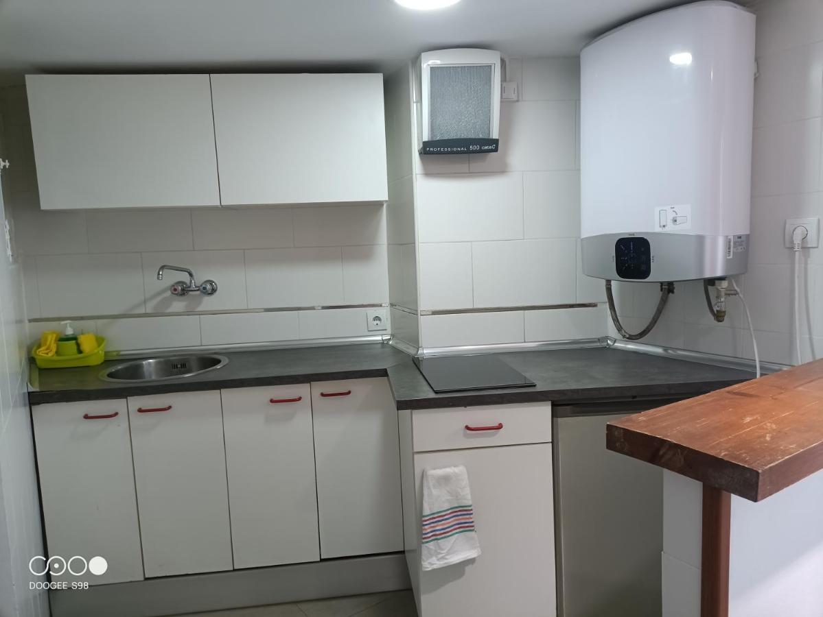 Vut Dalia Apartment อาบีลา ภายนอก รูปภาพ