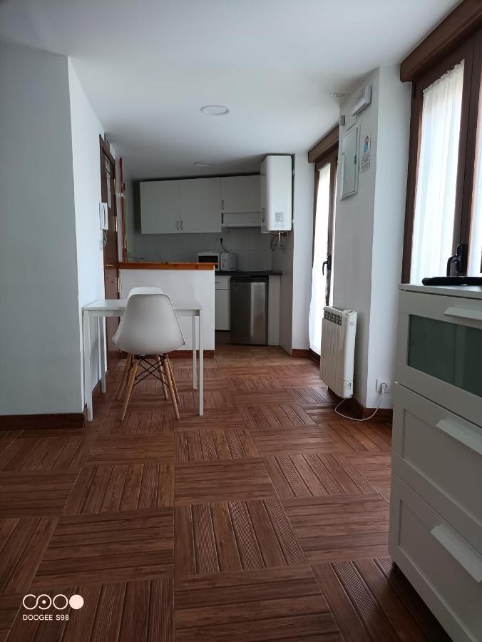 Vut Dalia Apartment อาบีลา ภายนอก รูปภาพ