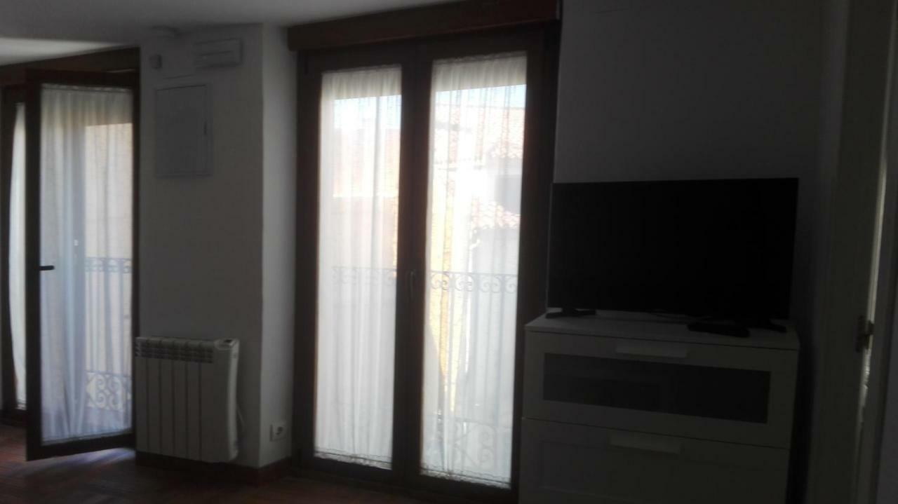 Vut Dalia Apartment อาบีลา ภายนอก รูปภาพ
